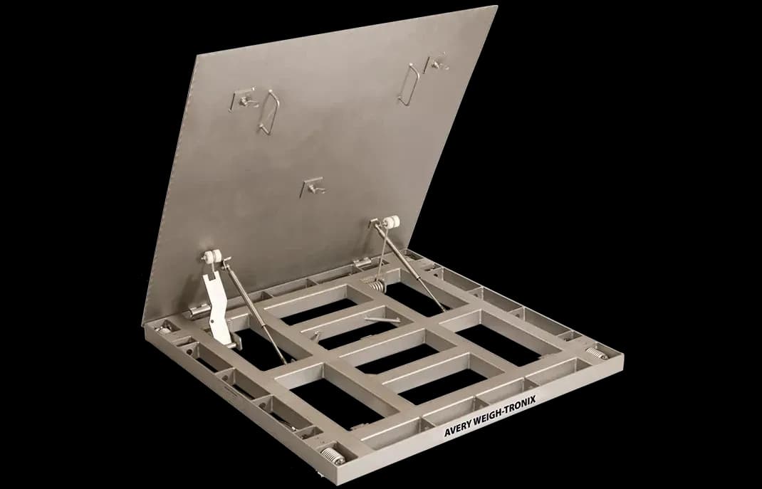 Avery Weigh-Tronix FCQH hinge-top floor scale with the deck raised